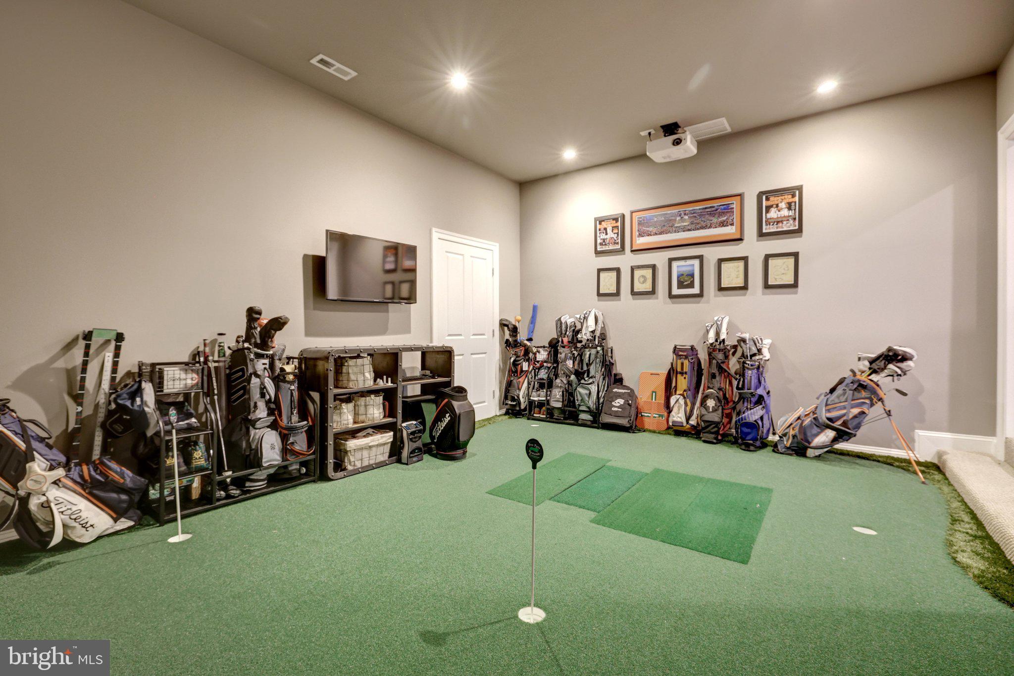 SPRING LAKE - Residential