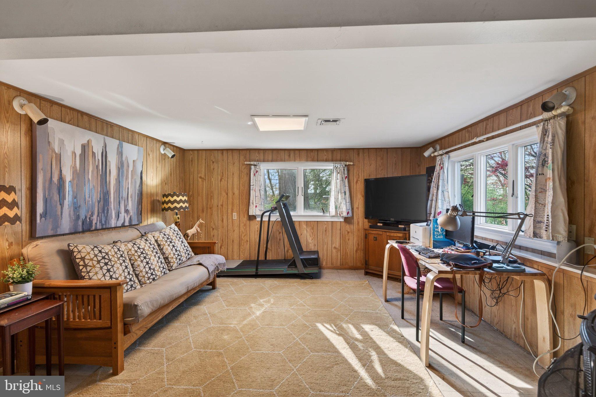 RONNIE PARK - Residential