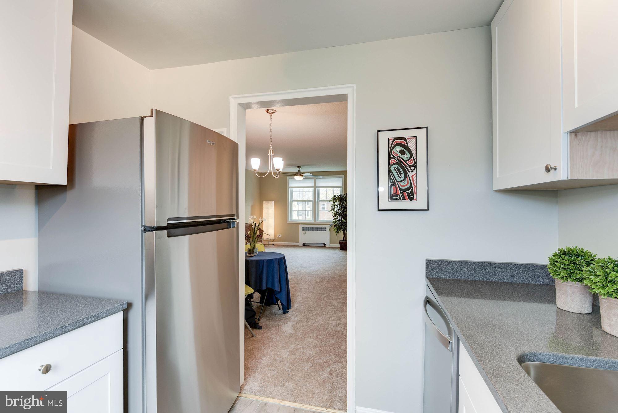 ARLINGTON OAKS - Residential