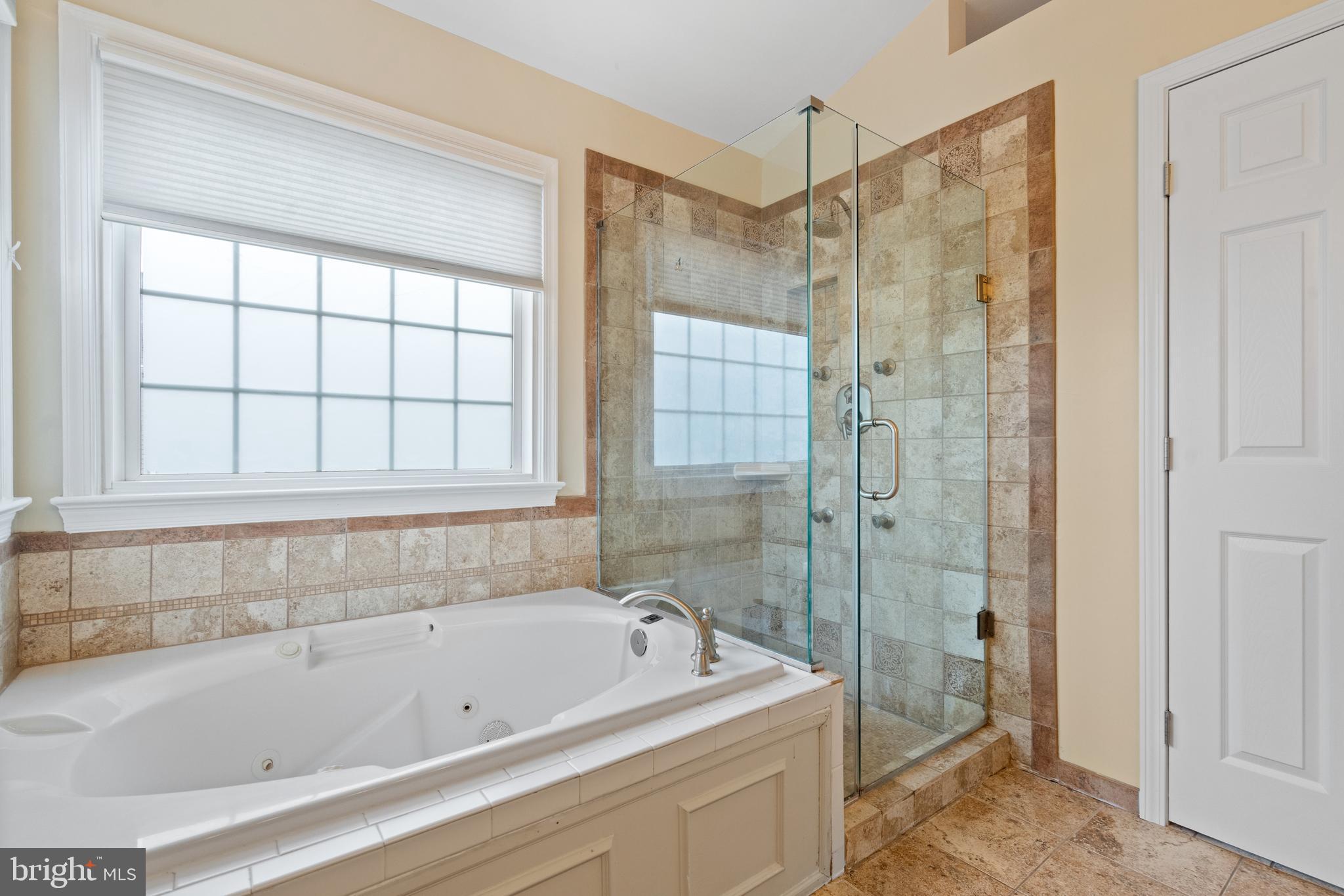 FAIRLAND TOWNS - Residential