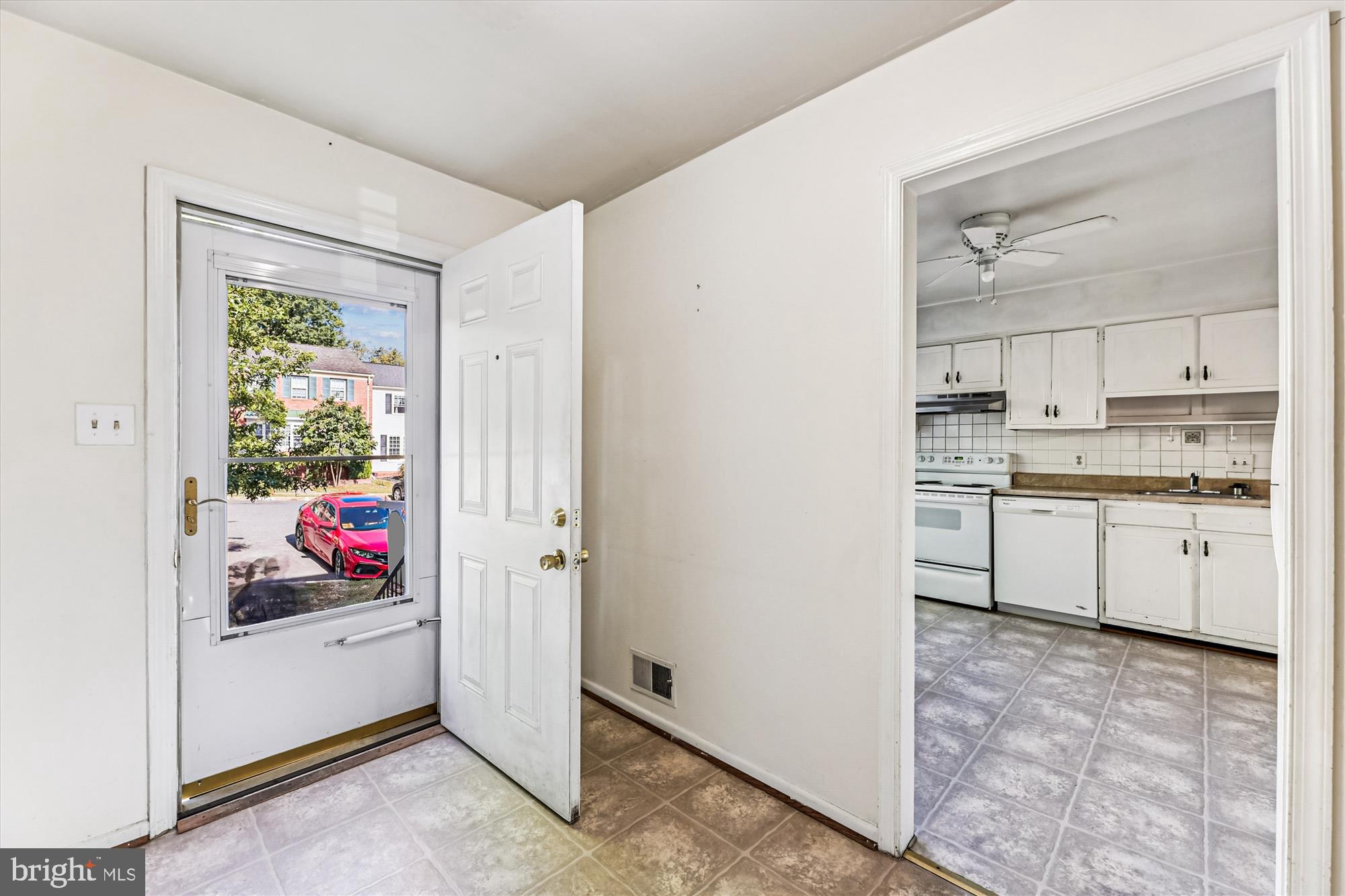 12740 LIGHTHOUSE LANE