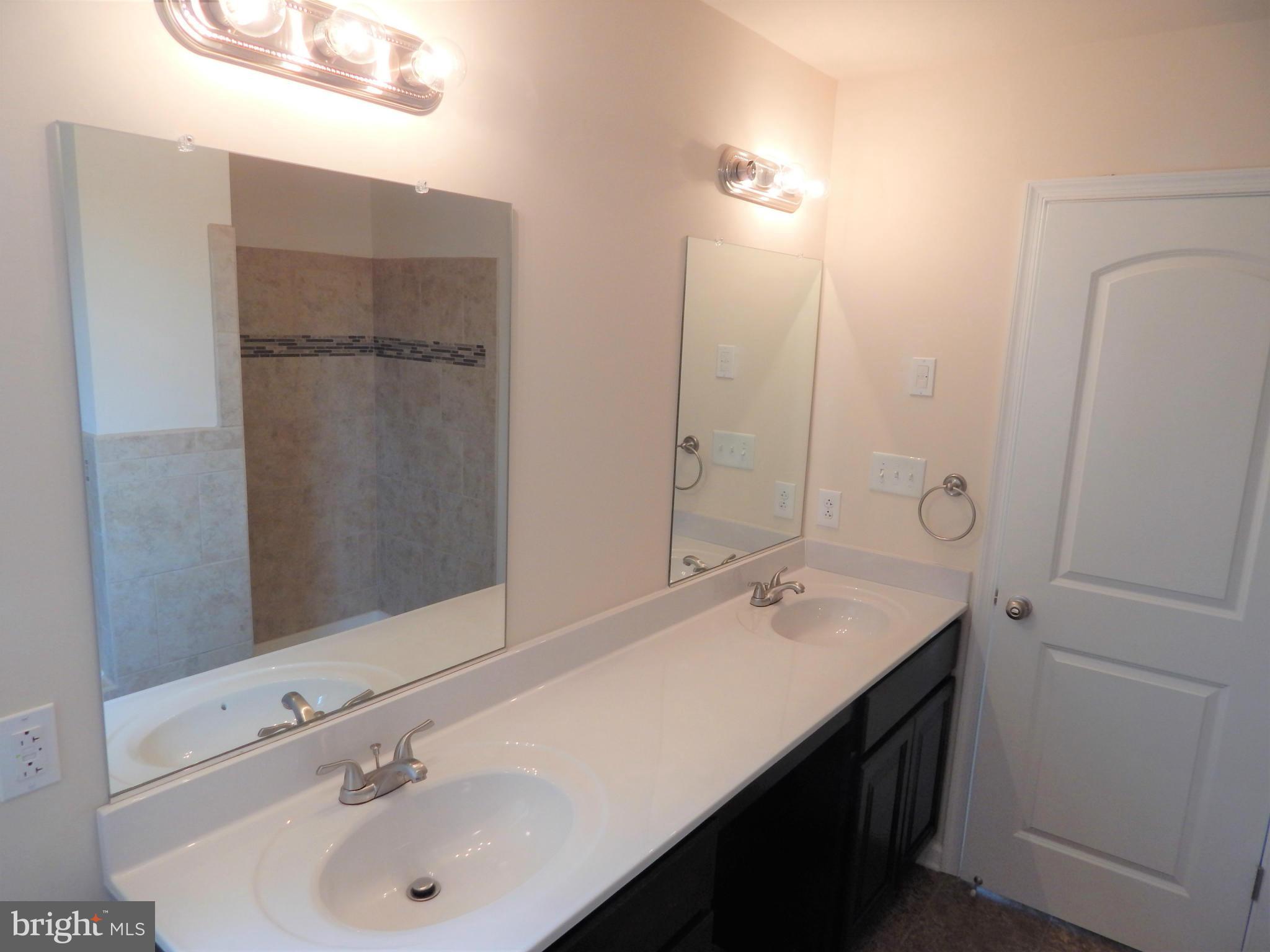 MILTON'S LANDING - Residential