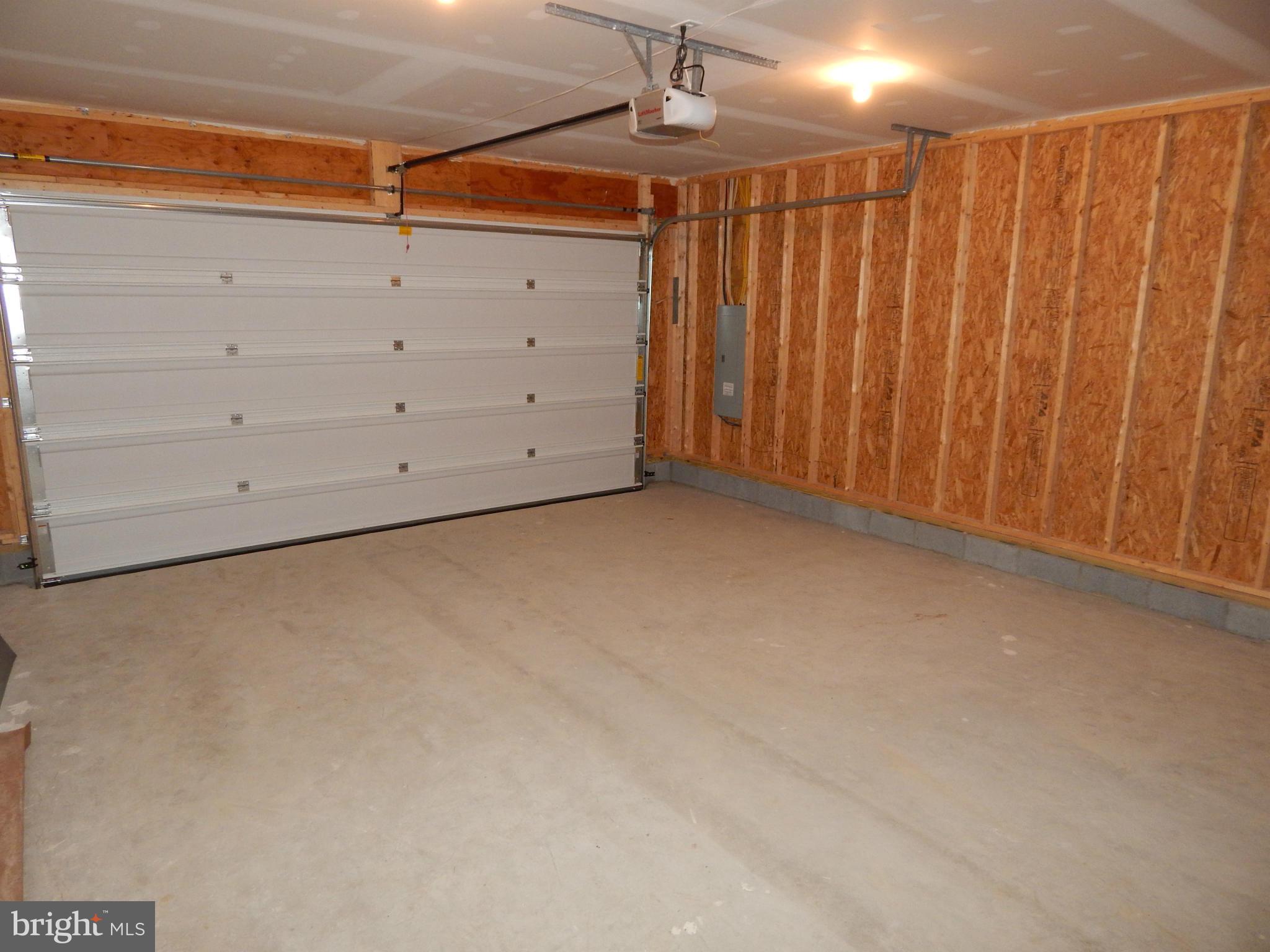 MILTON'S LANDING - Residential