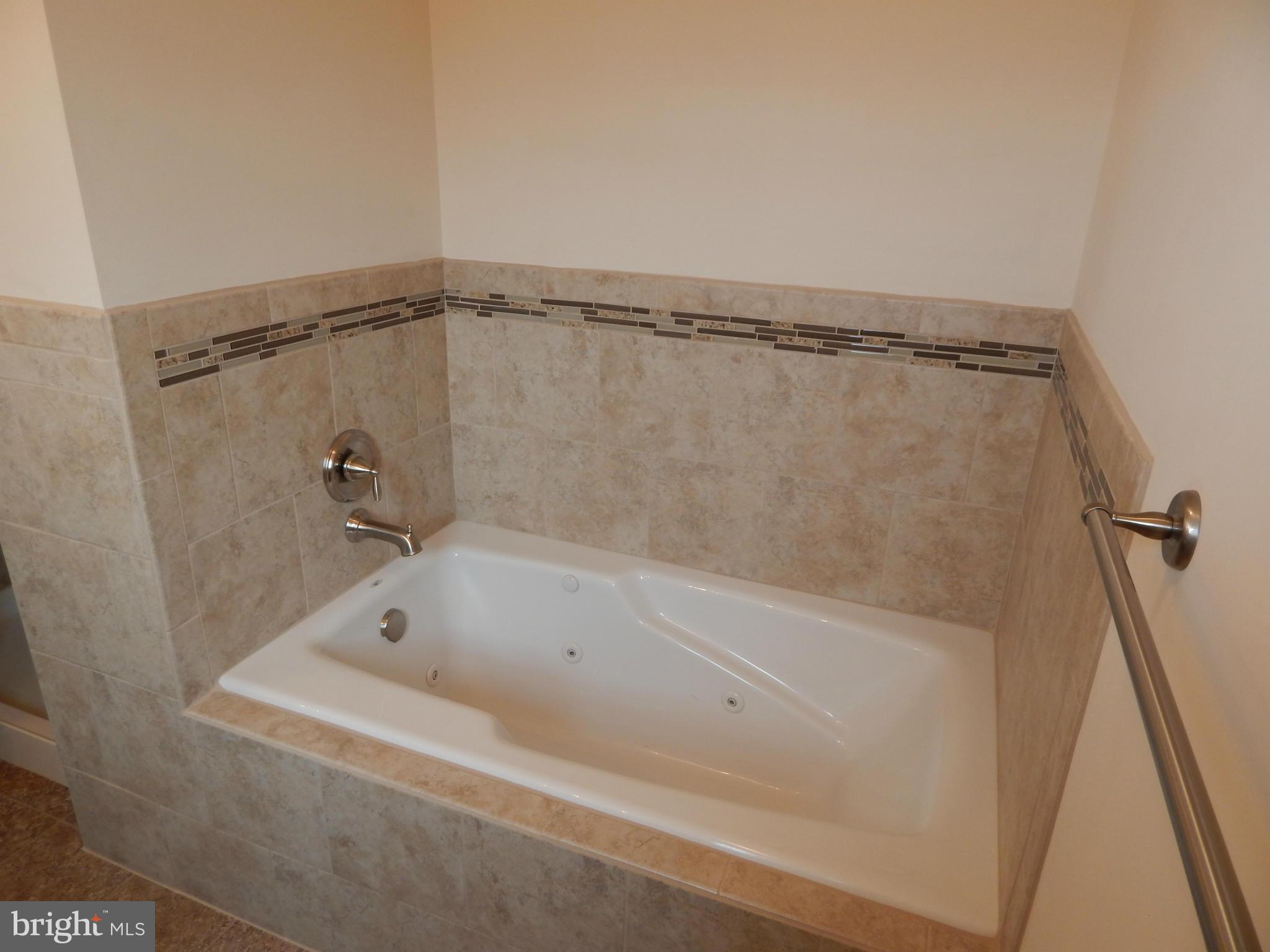 MILTON'S LANDING - Residential