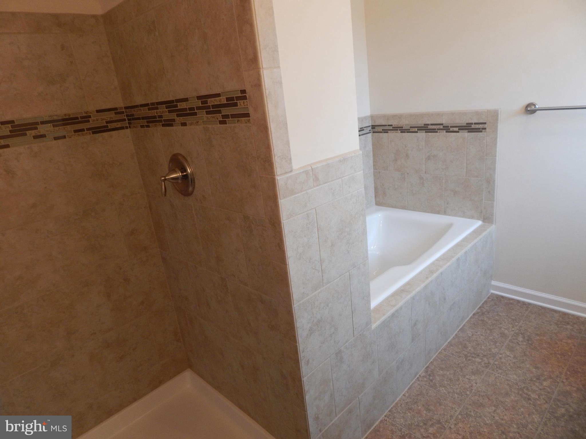 MILTON'S LANDING - Residential