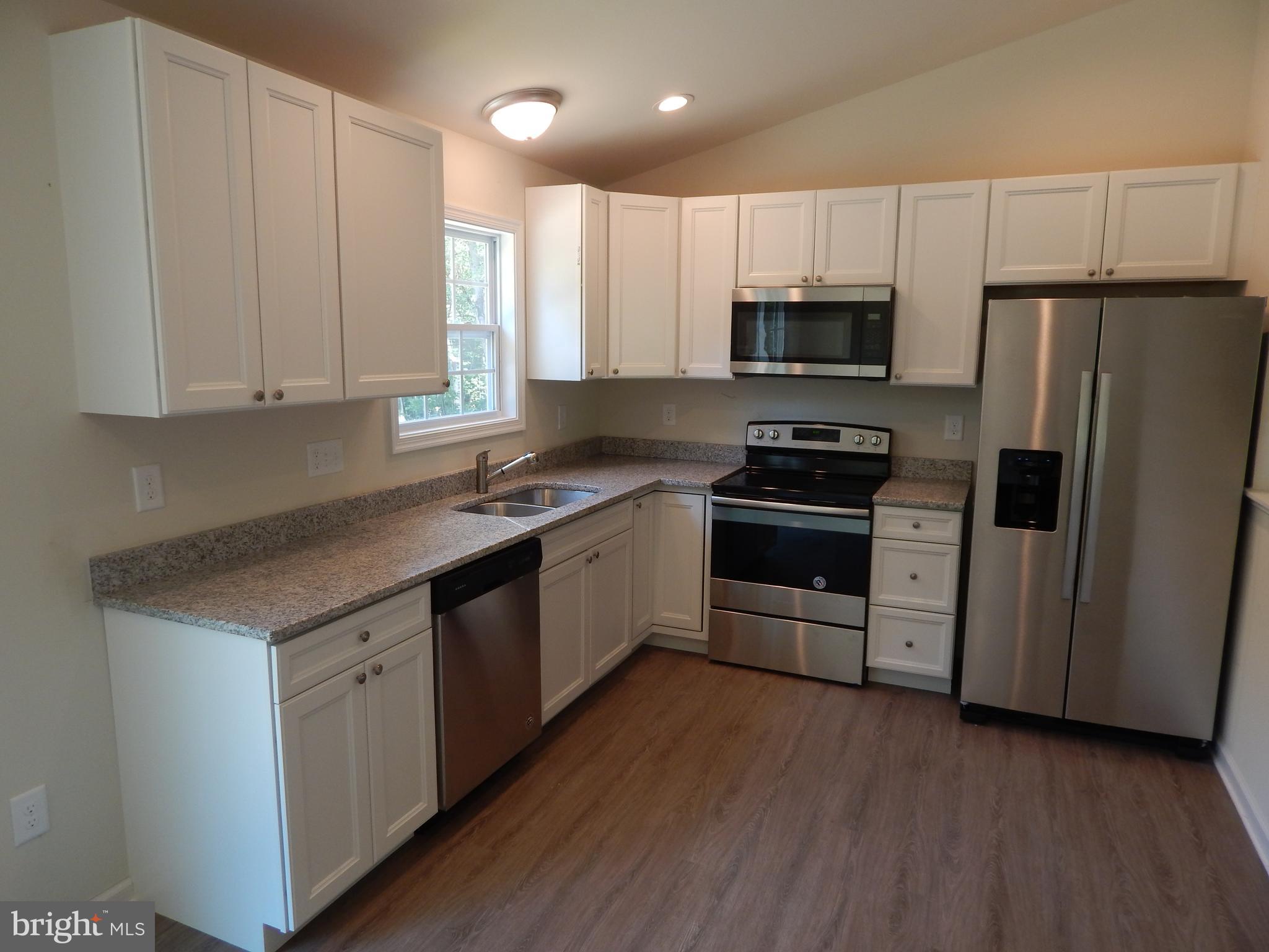 MILTON'S LANDING - Residential