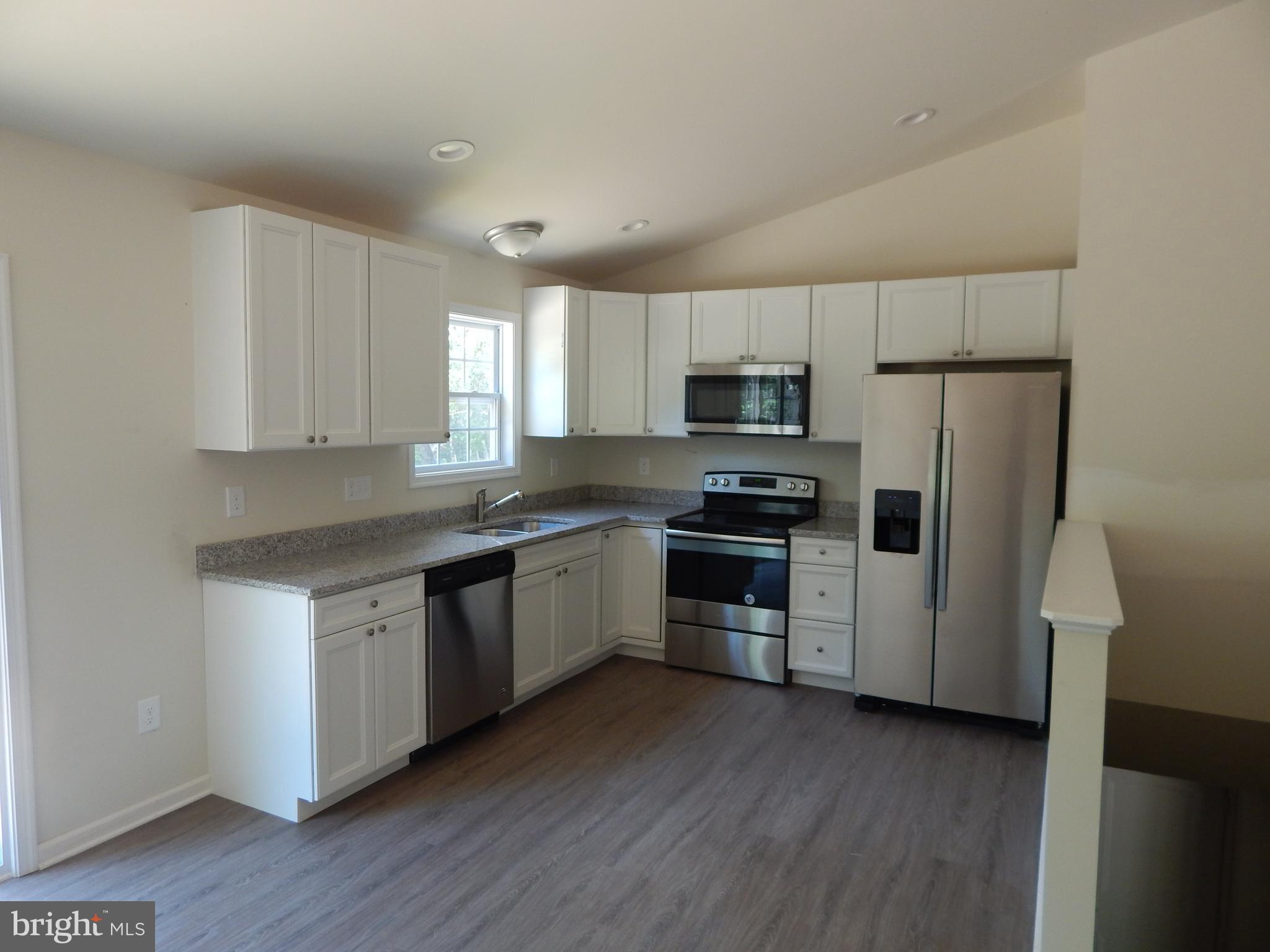 MILTON'S LANDING - Residential