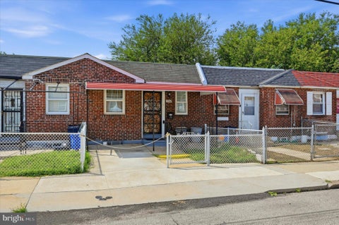 Townhouse For Sale - 2240 S 56th Street<br/> Philadelphia County, PHILADELPHIA, PA 19143