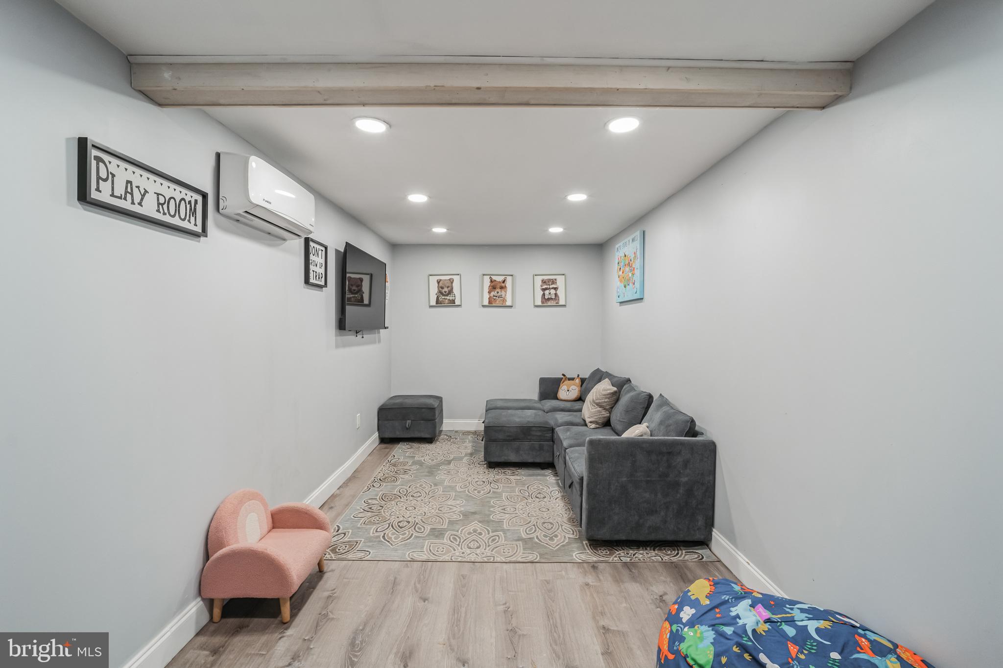 PINE BROOK FARMS - Residential