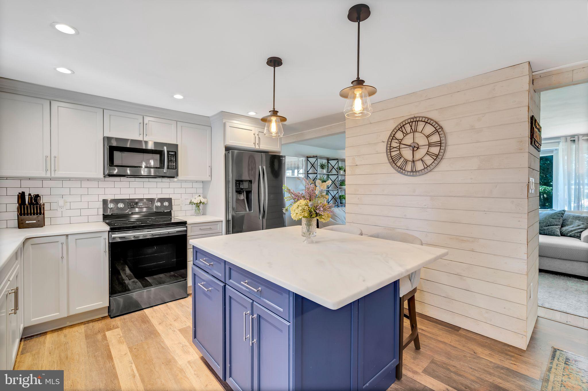 PINE BROOK FARMS - Residential