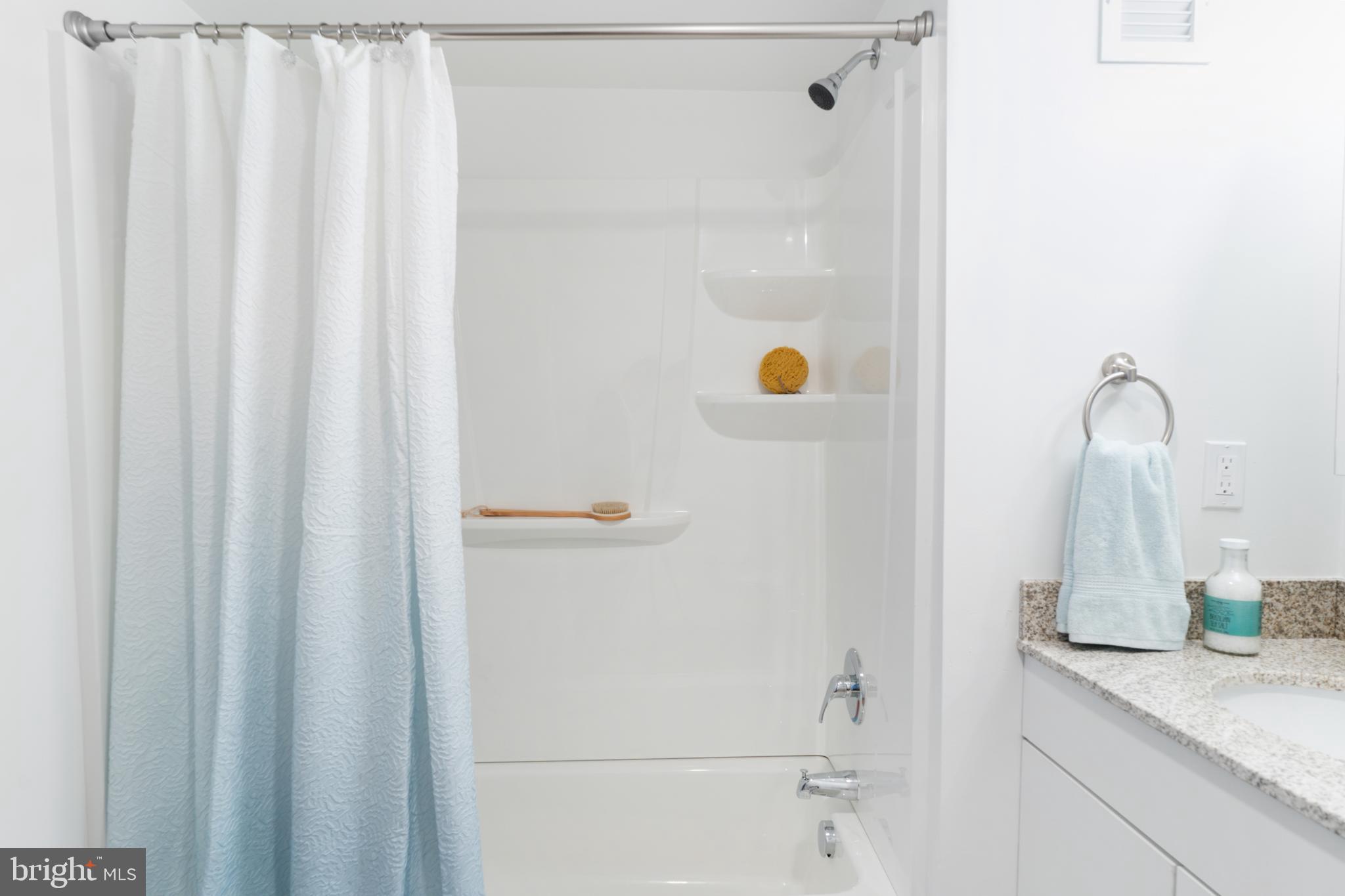 PHILADELPHIA - Residential Lease