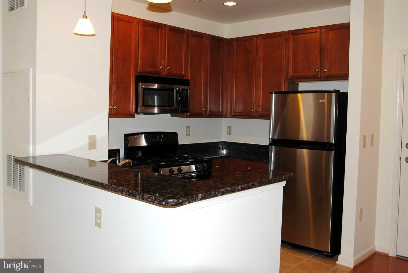 2665 PROSPERITY AVENUE 210