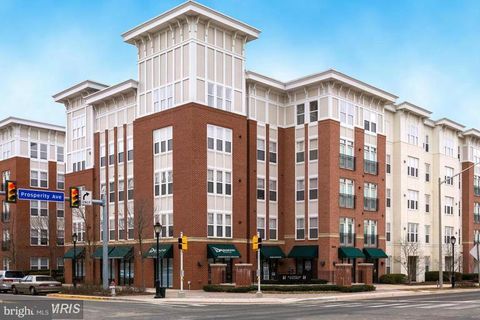 2665 PROSPERITY AVENUE 210 FAIRFAX VA 22031
