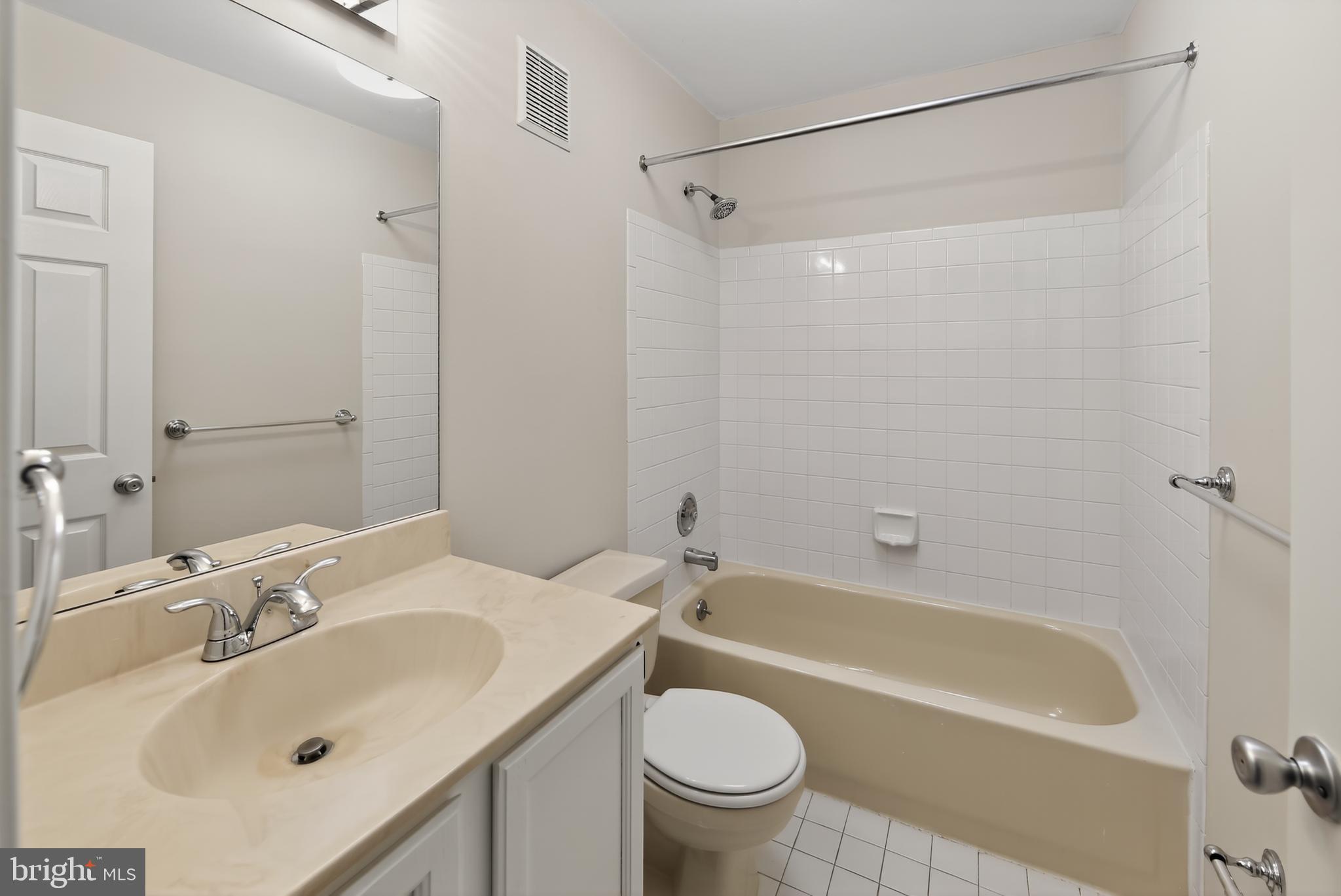 CHESTERBROOK - Residential