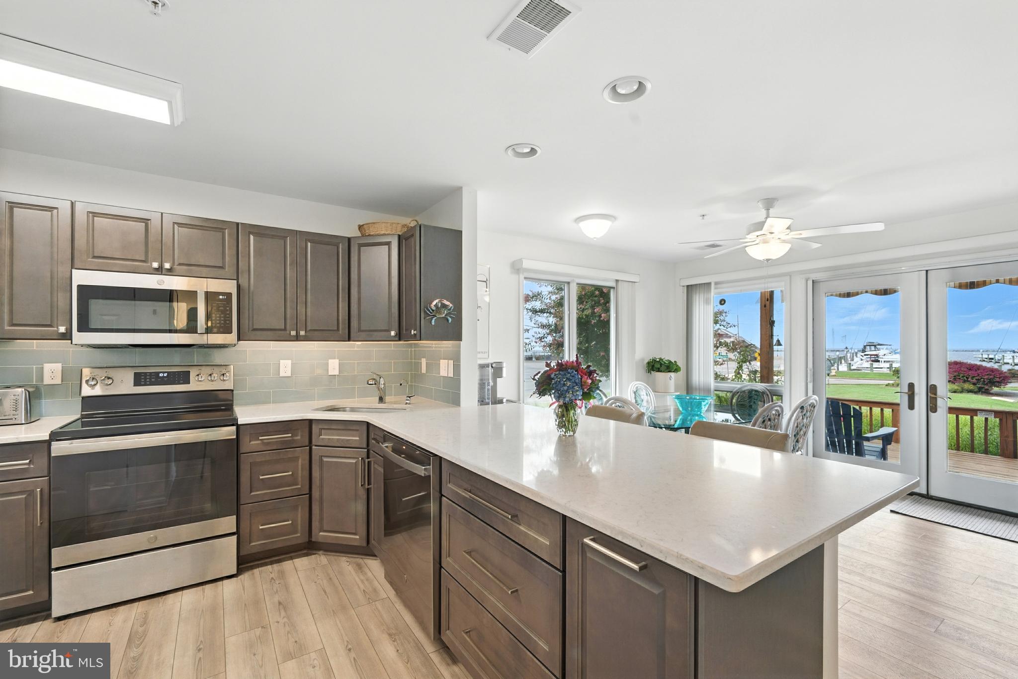 ROCK HALL LANDING - Residential