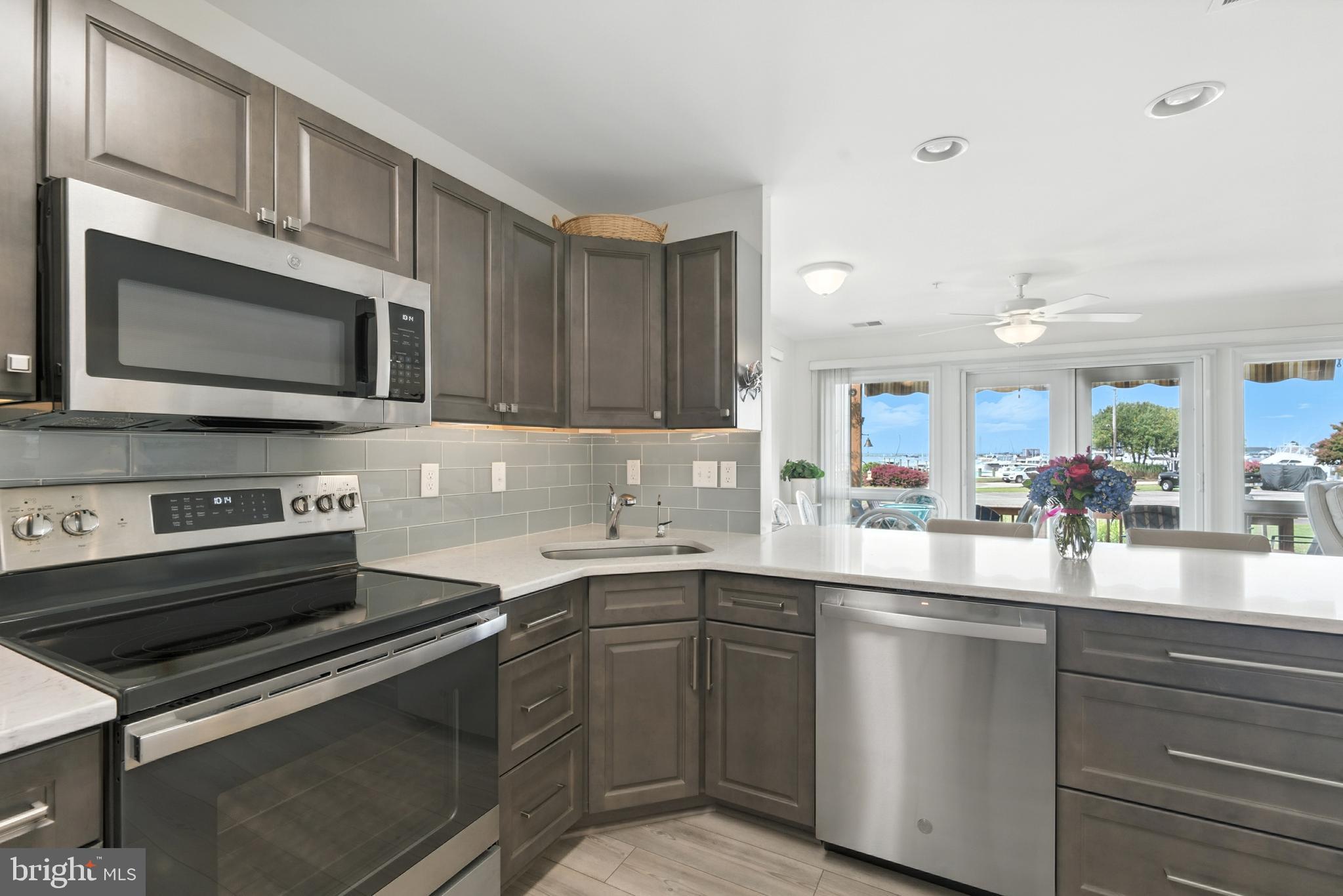 ROCK HALL LANDING - Residential