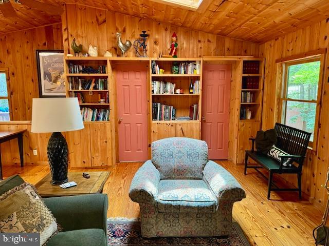 STONEWALL I - Residential