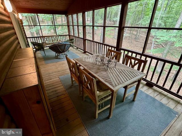 STONEWALL I - Residential