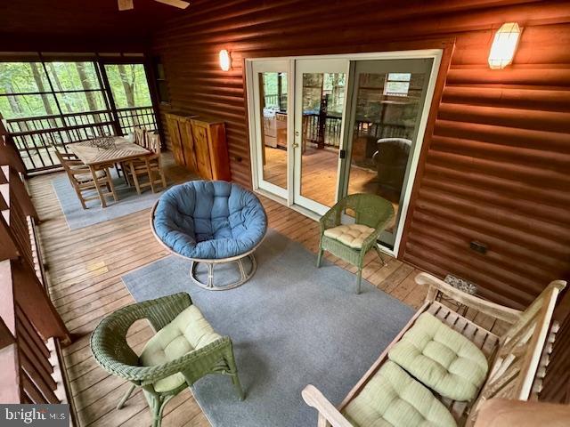 STONEWALL I - Residential