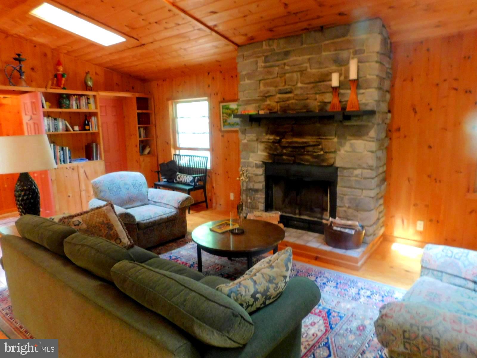 STONEWALL I - Residential