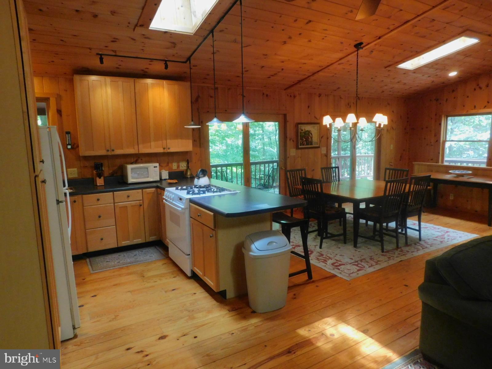 STONEWALL I - Residential