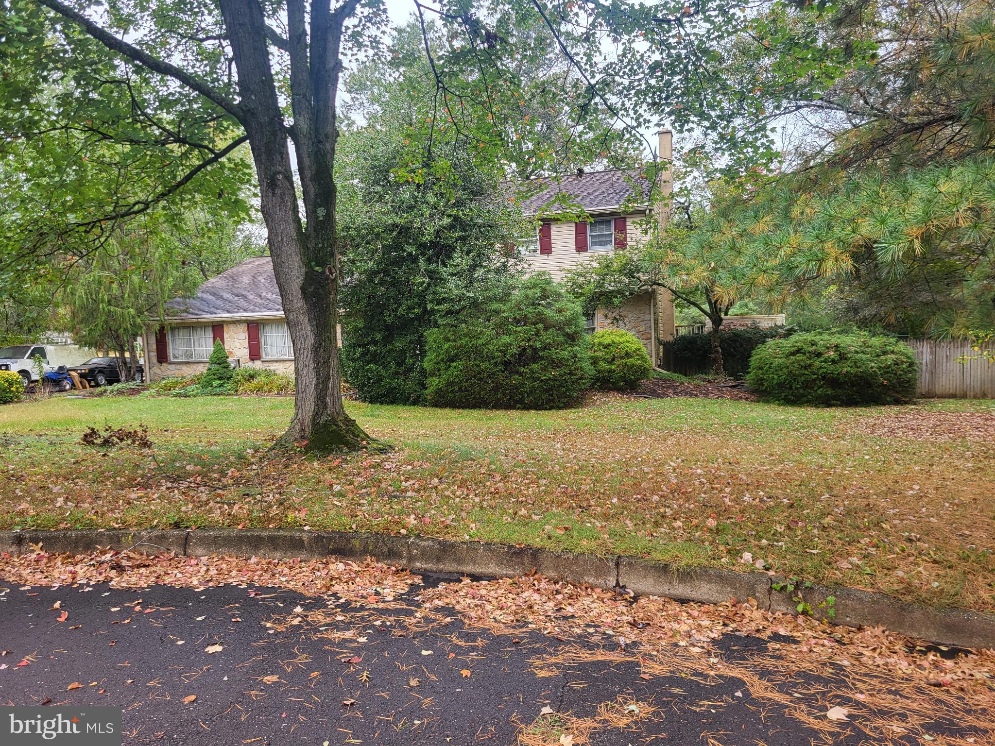 EVANSBURG CROSSING - Residential