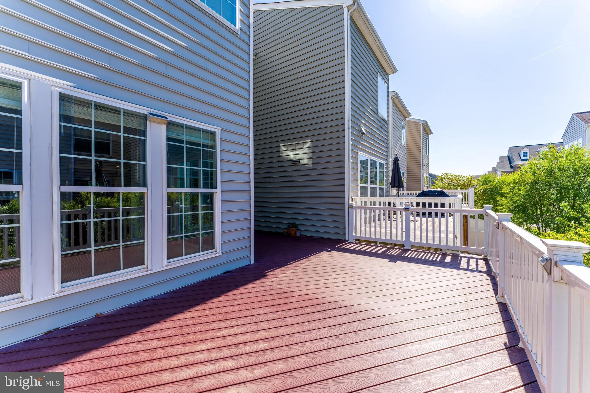 EAST GATE - Residential