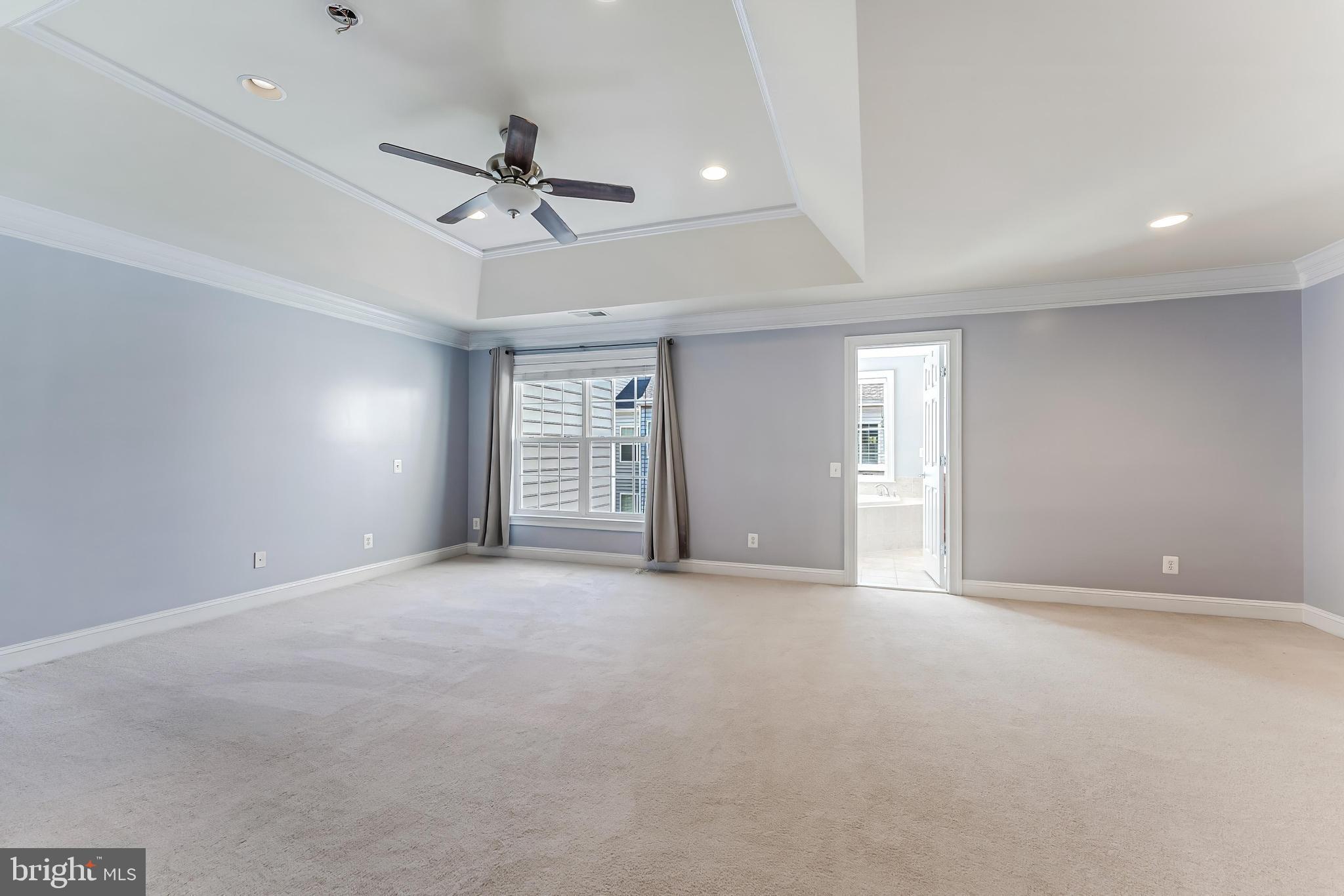 EAST GATE - Residential