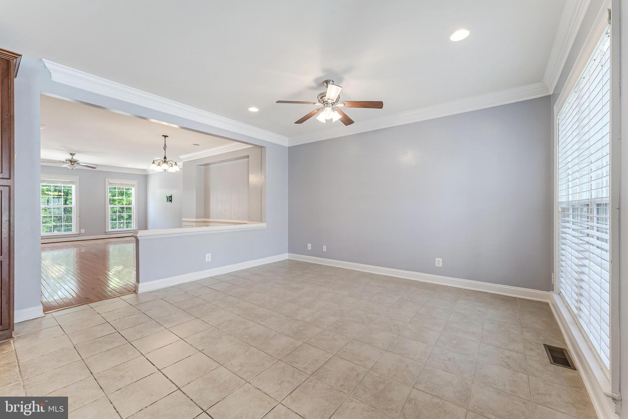 EAST GATE - Residential