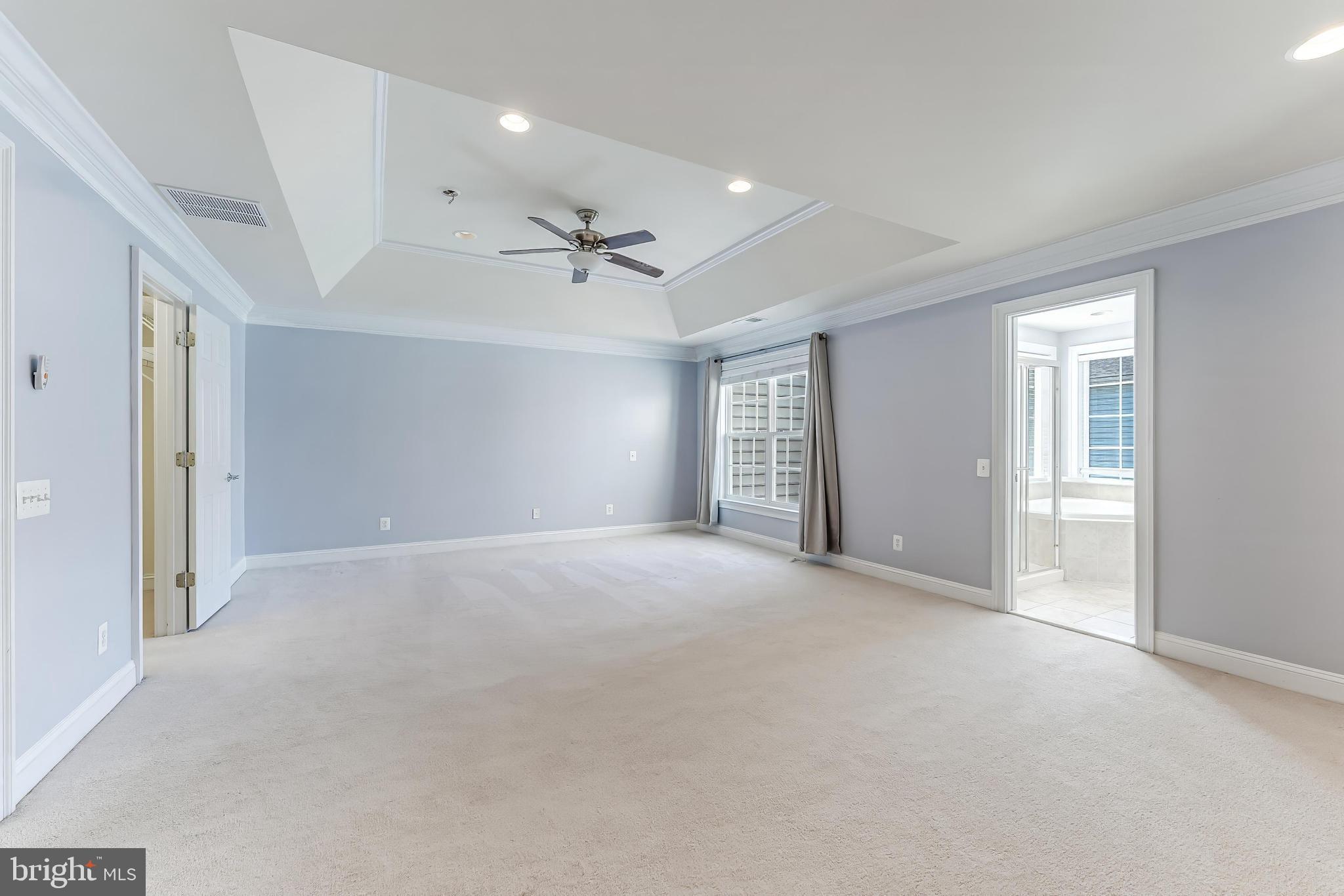 EAST GATE - Residential