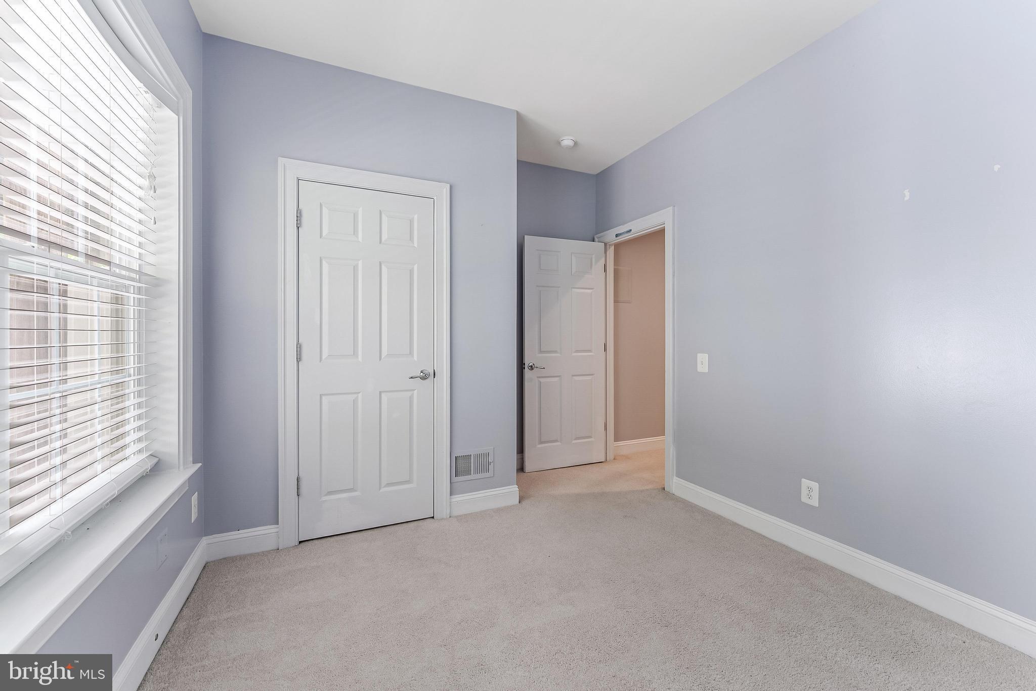 EAST GATE - Residential