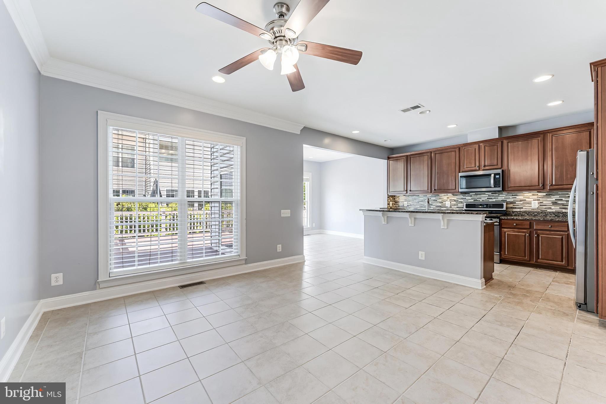 EAST GATE - Residential