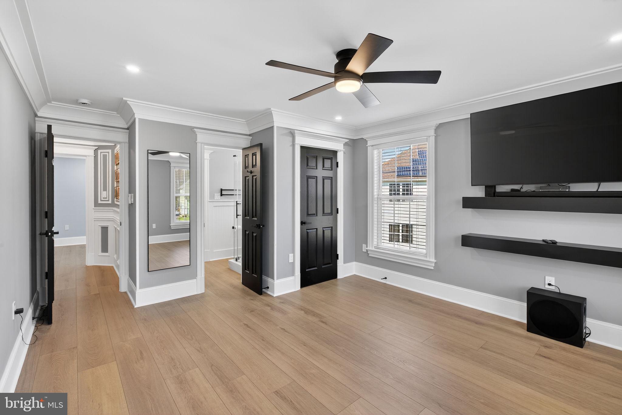 MONTROSE FARMS - Residential