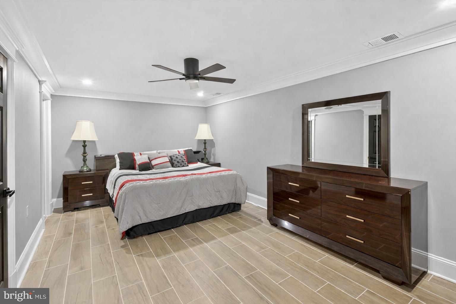 MONTROSE FARMS - Residential