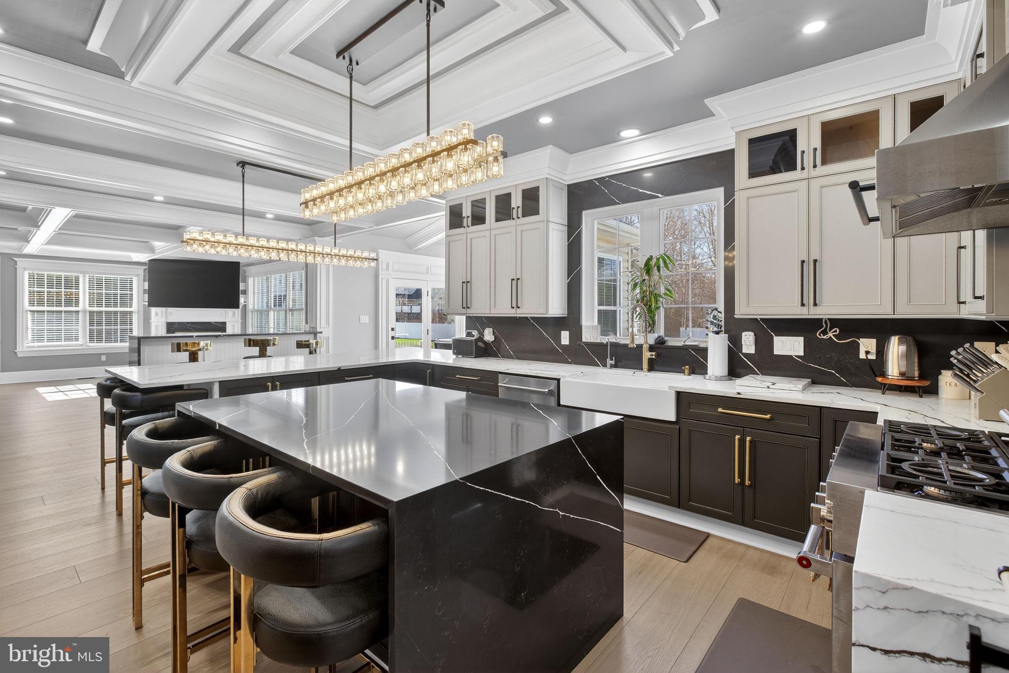 MONTROSE FARMS - Residential