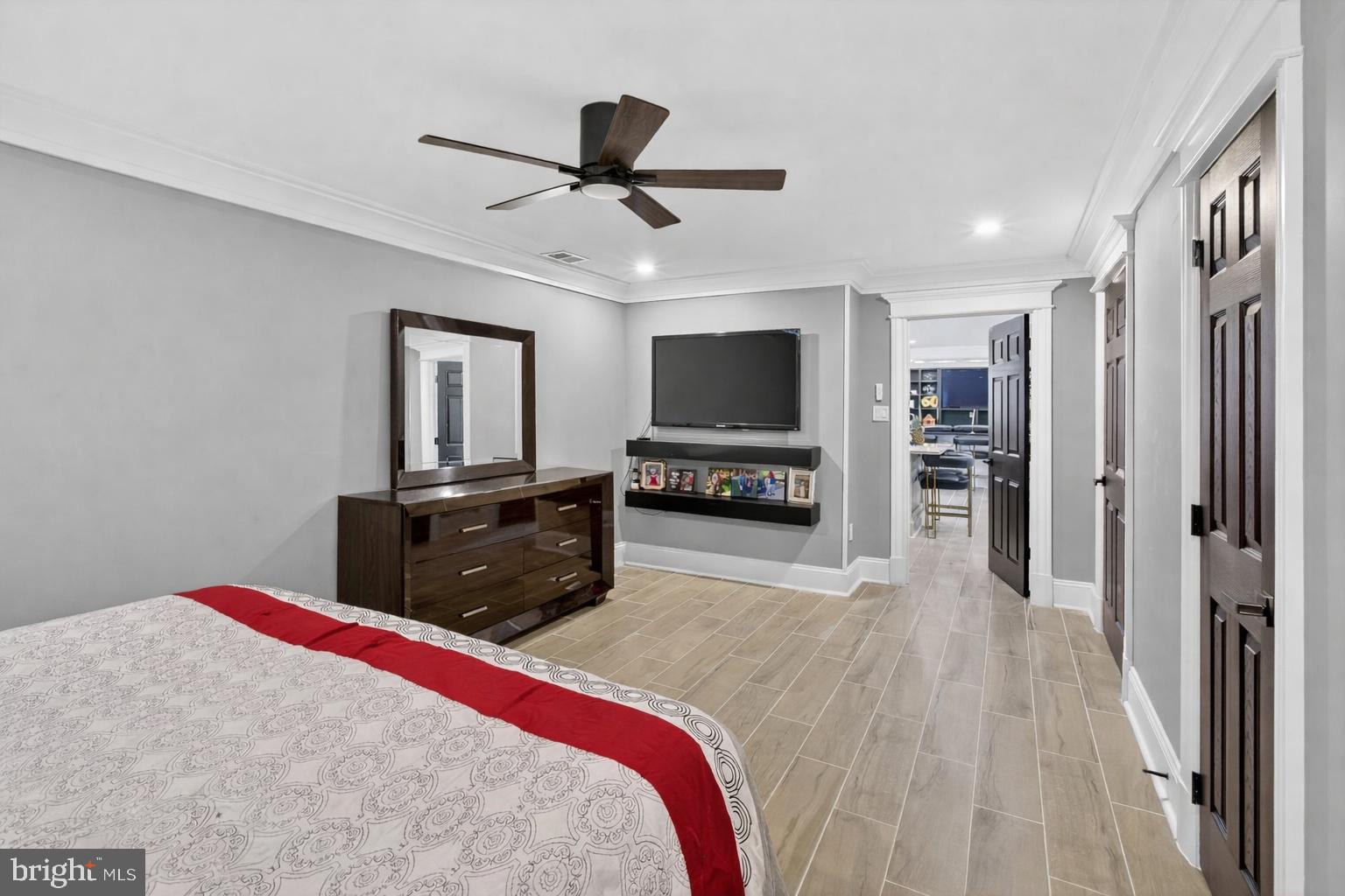 MONTROSE FARMS - Residential