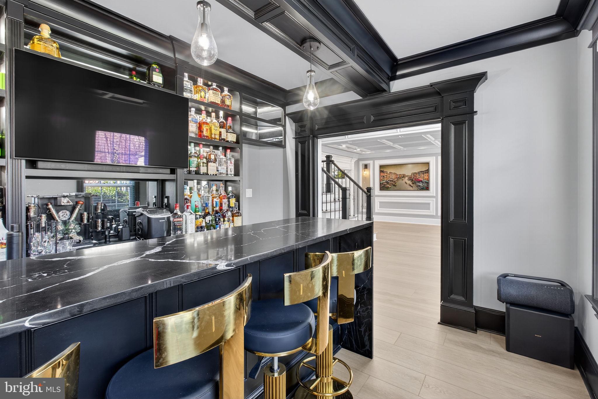 MONTROSE FARMS - Residential