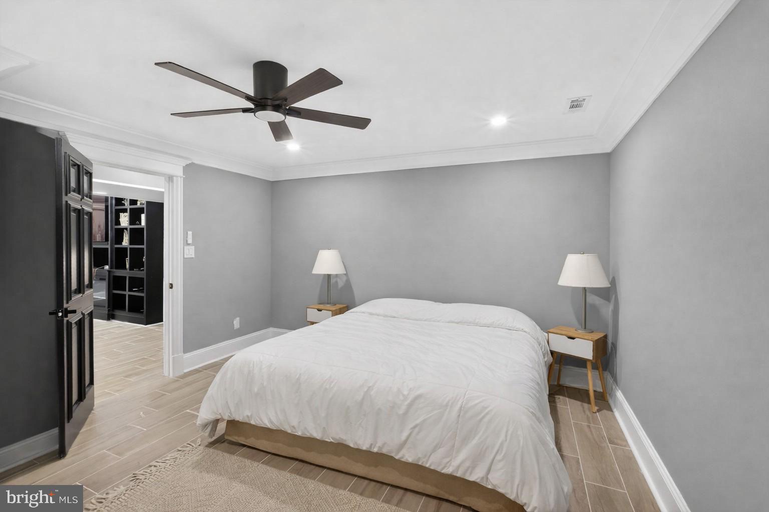 MONTROSE FARMS - Residential