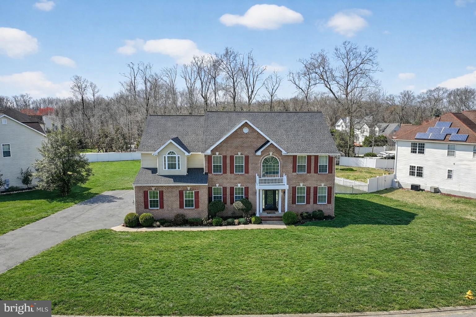 MONTROSE FARMS - Residential