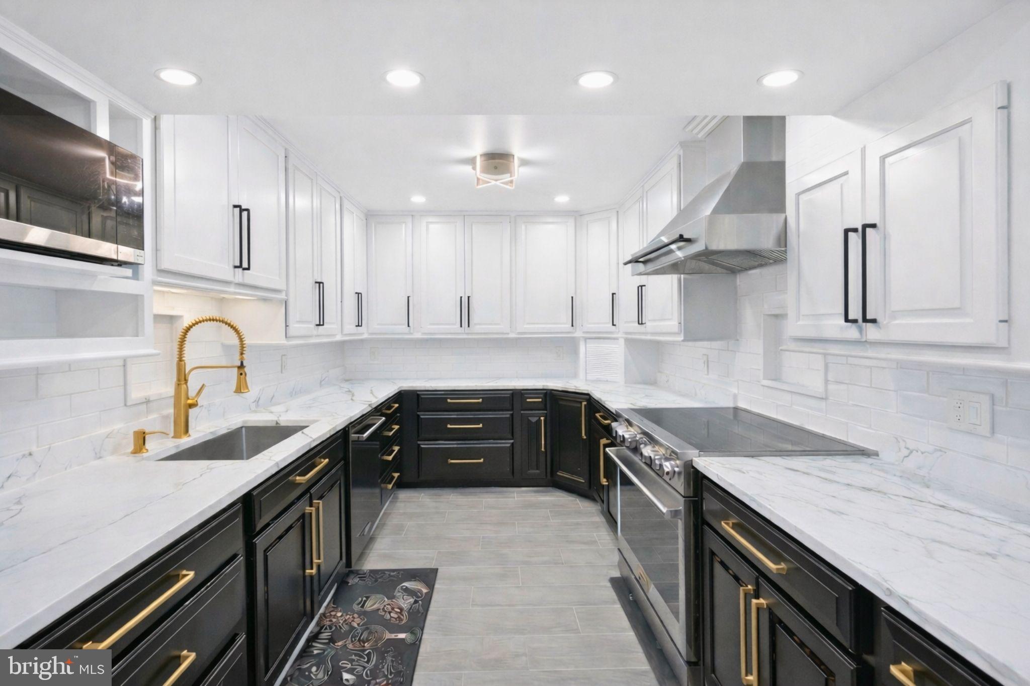 MONTROSE FARMS - Residential