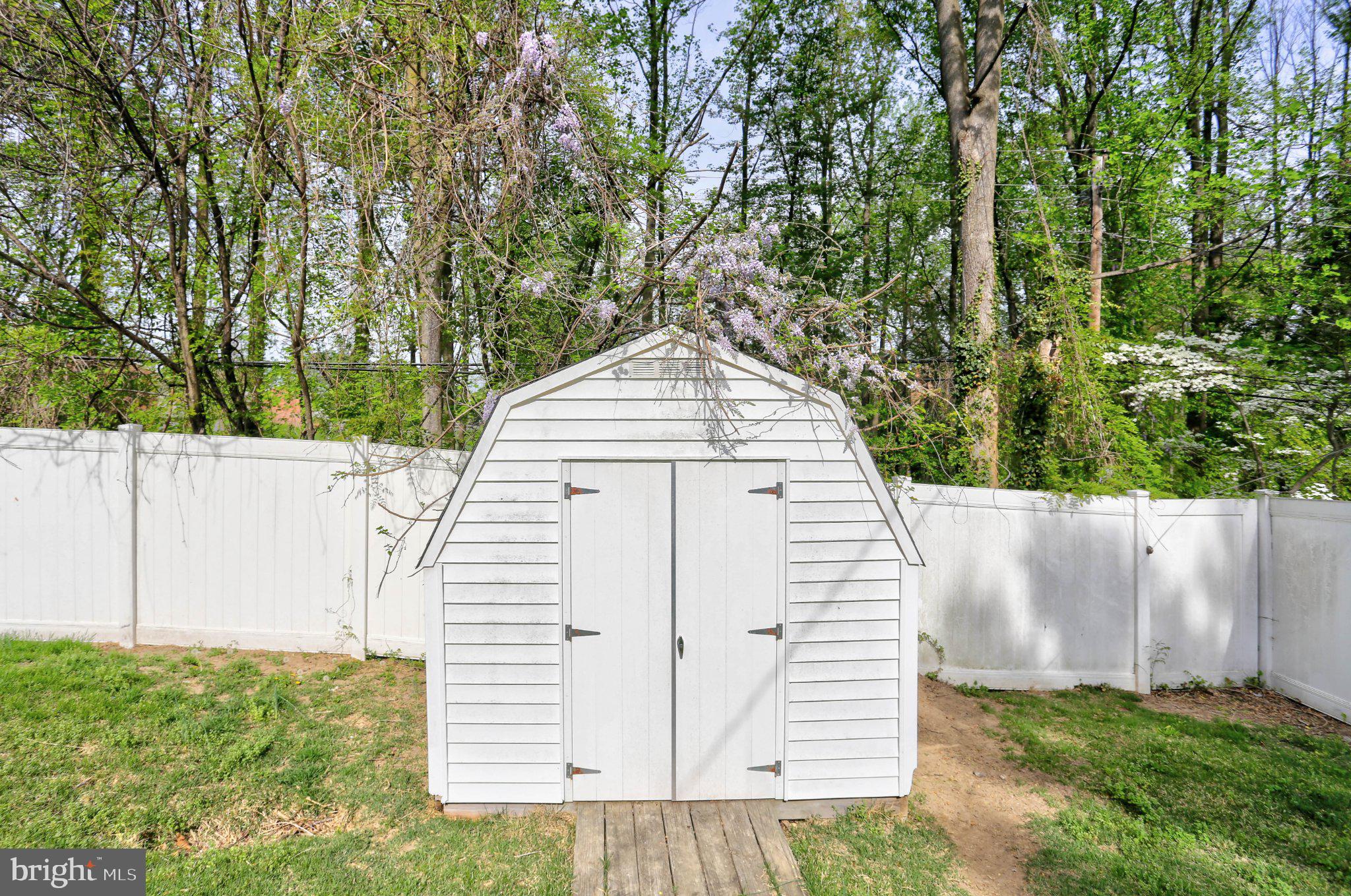 RIPPLING ESTATES - Residential