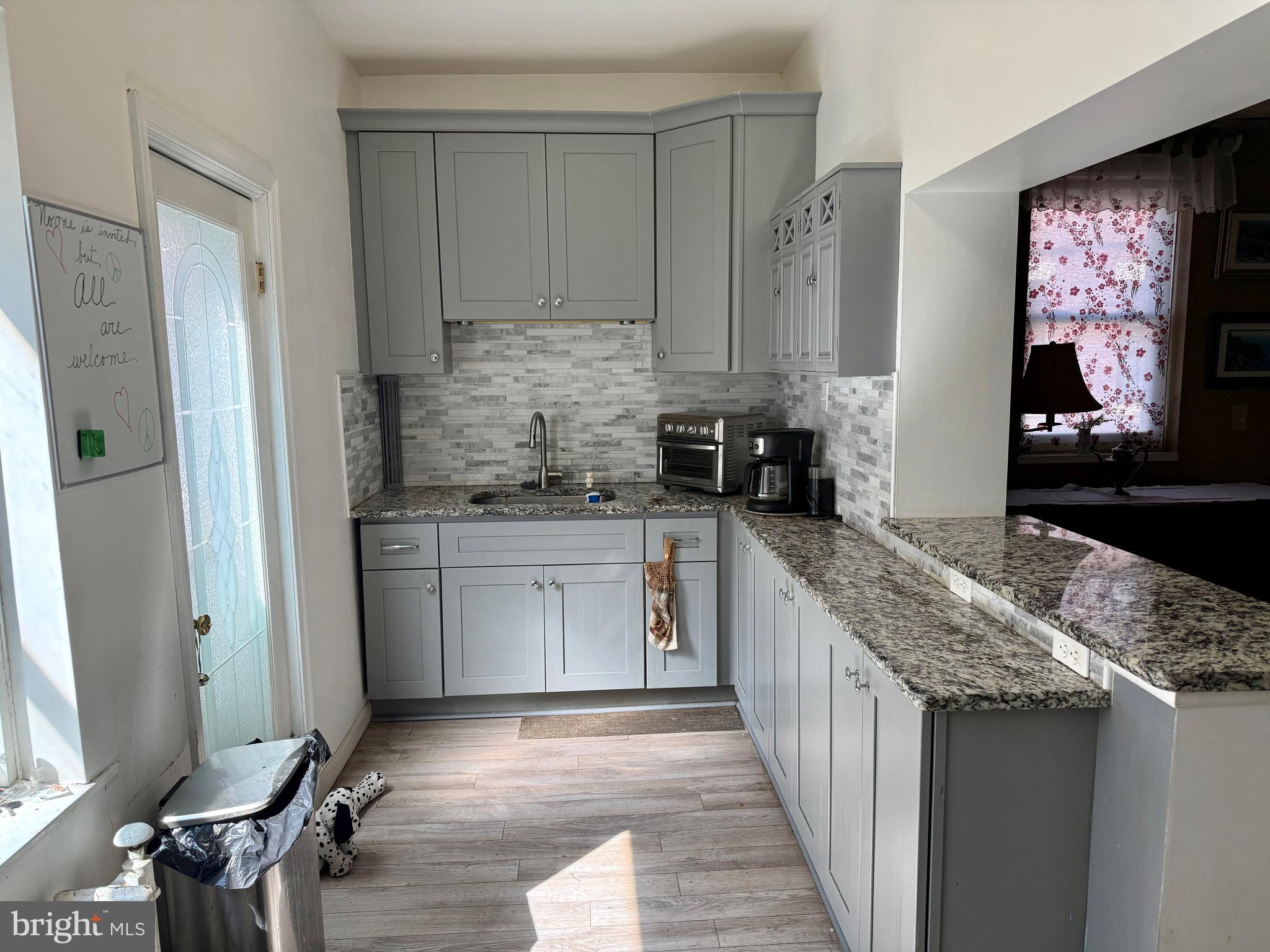 PORT RICHMOND - Residential