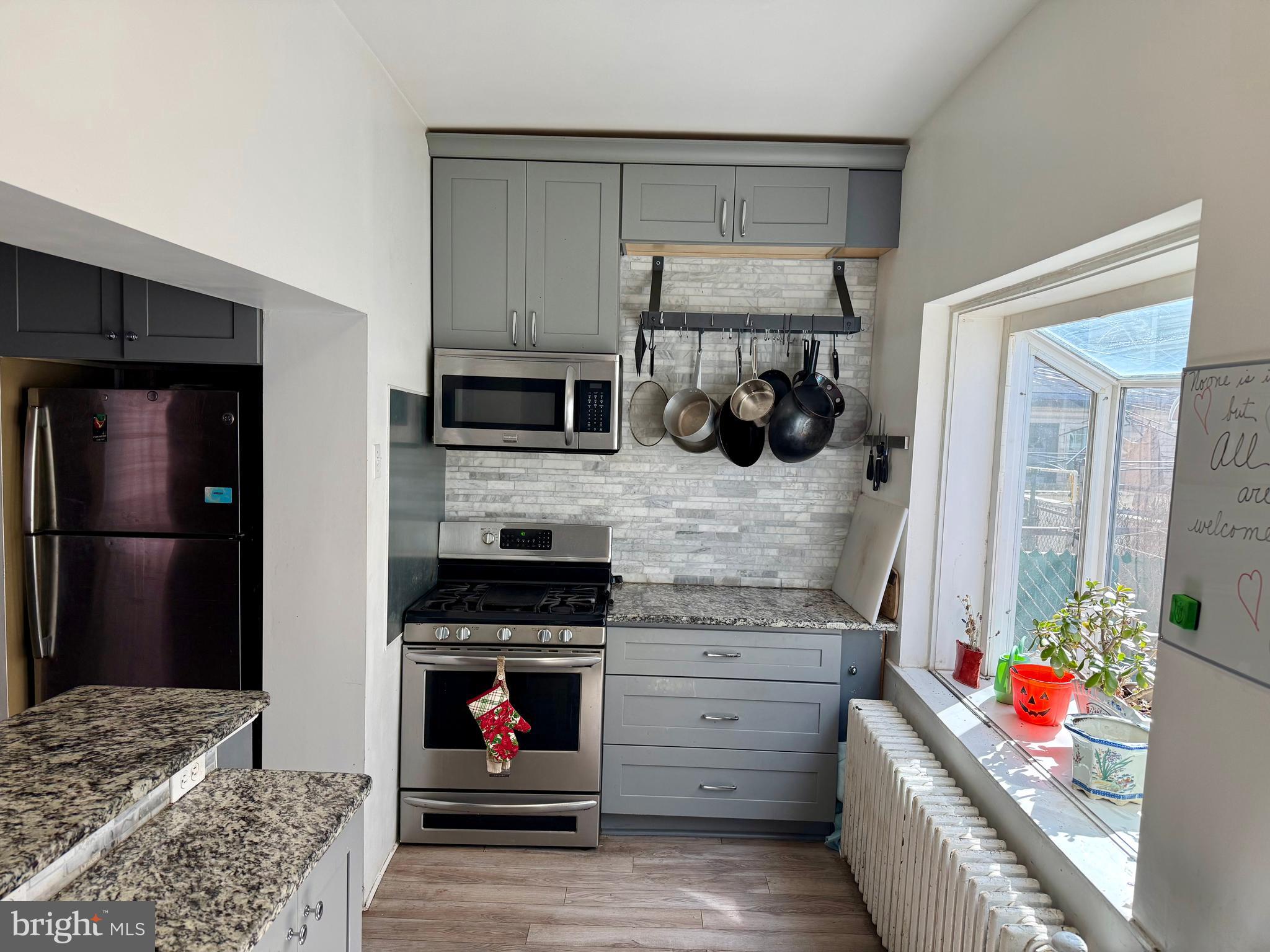 PORT RICHMOND - Residential