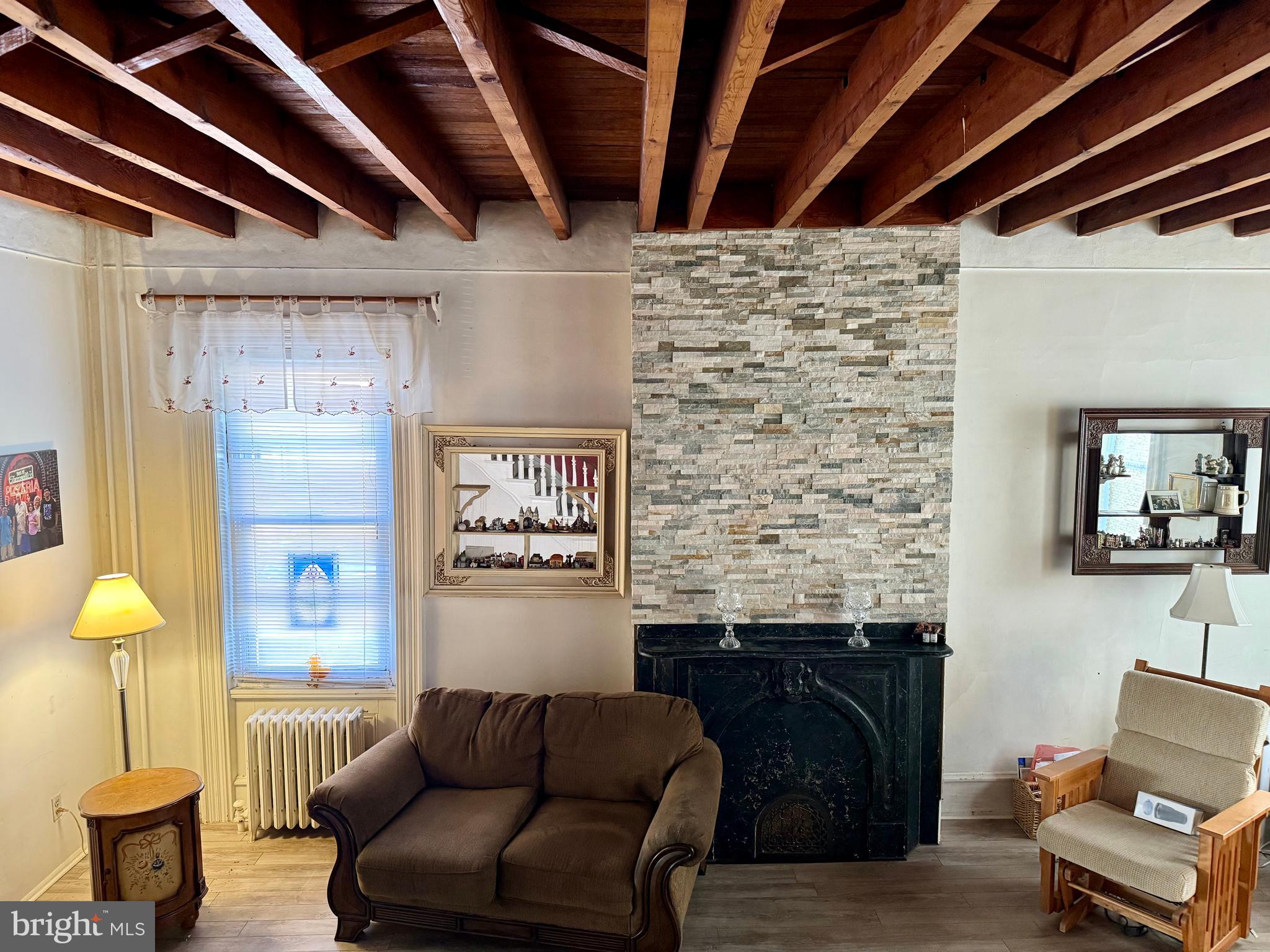 PORT RICHMOND - Residential