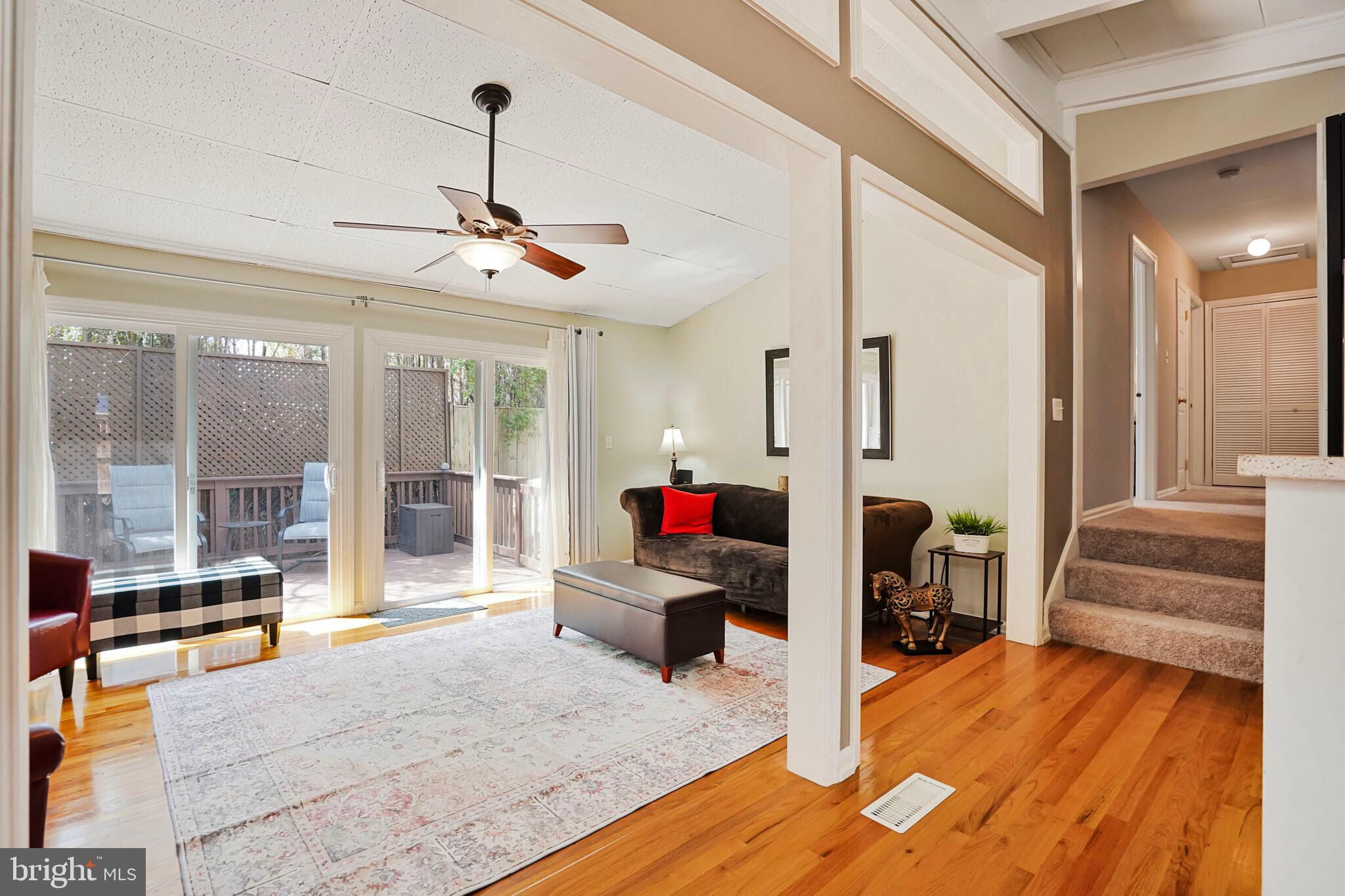 2316 KINGSBURY LANE