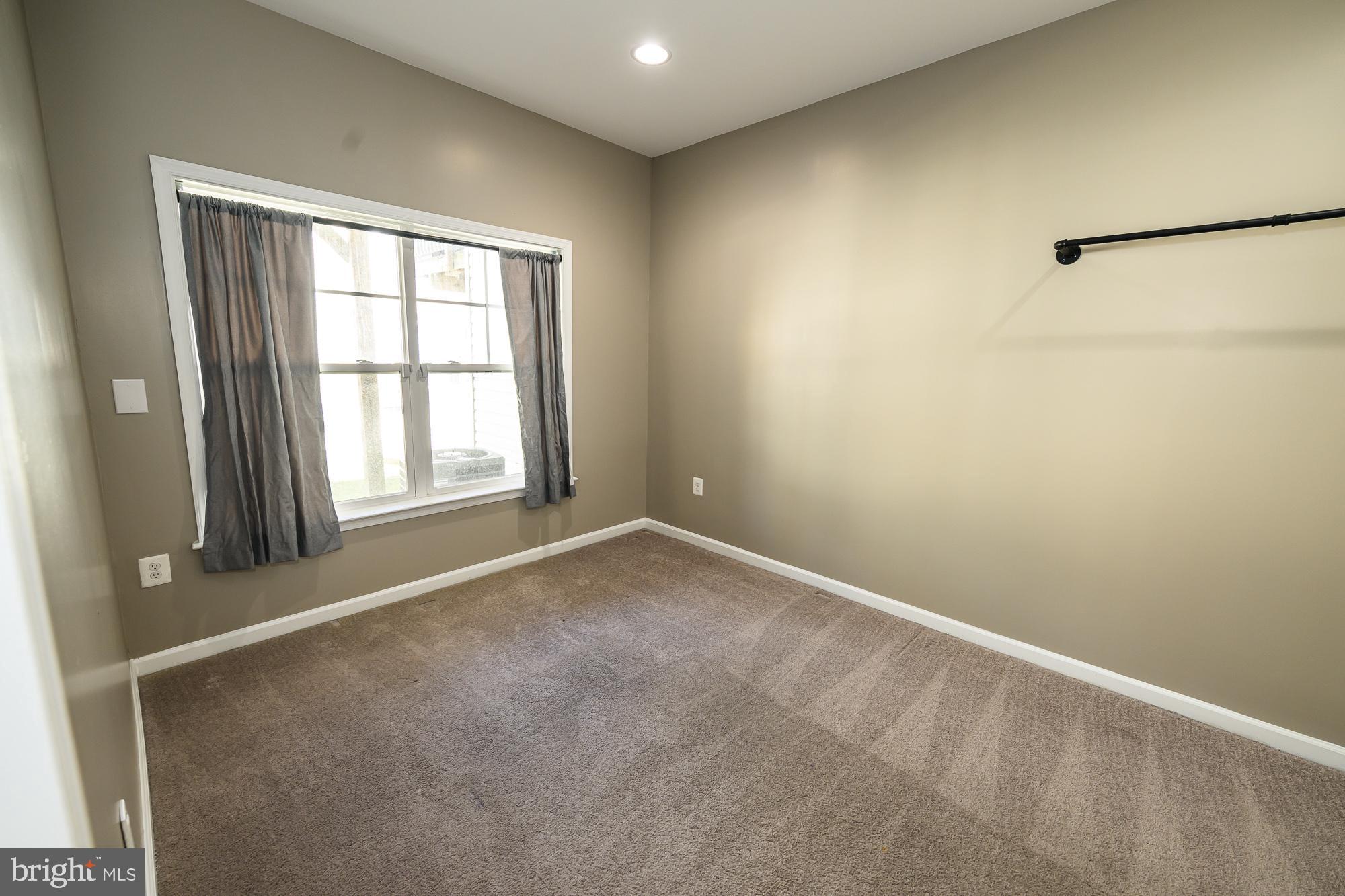 105 LANTANA LANE 2443