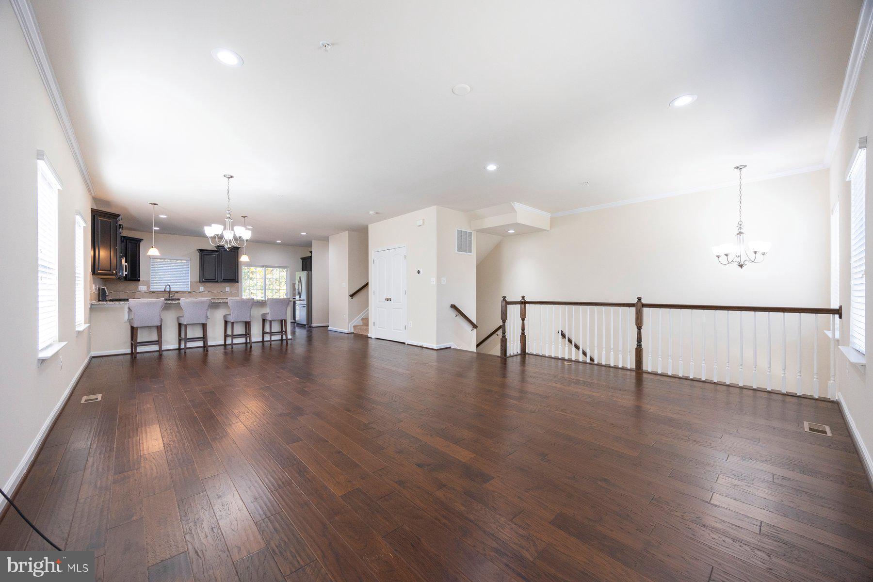 DORCHESTER VIEW - Residential