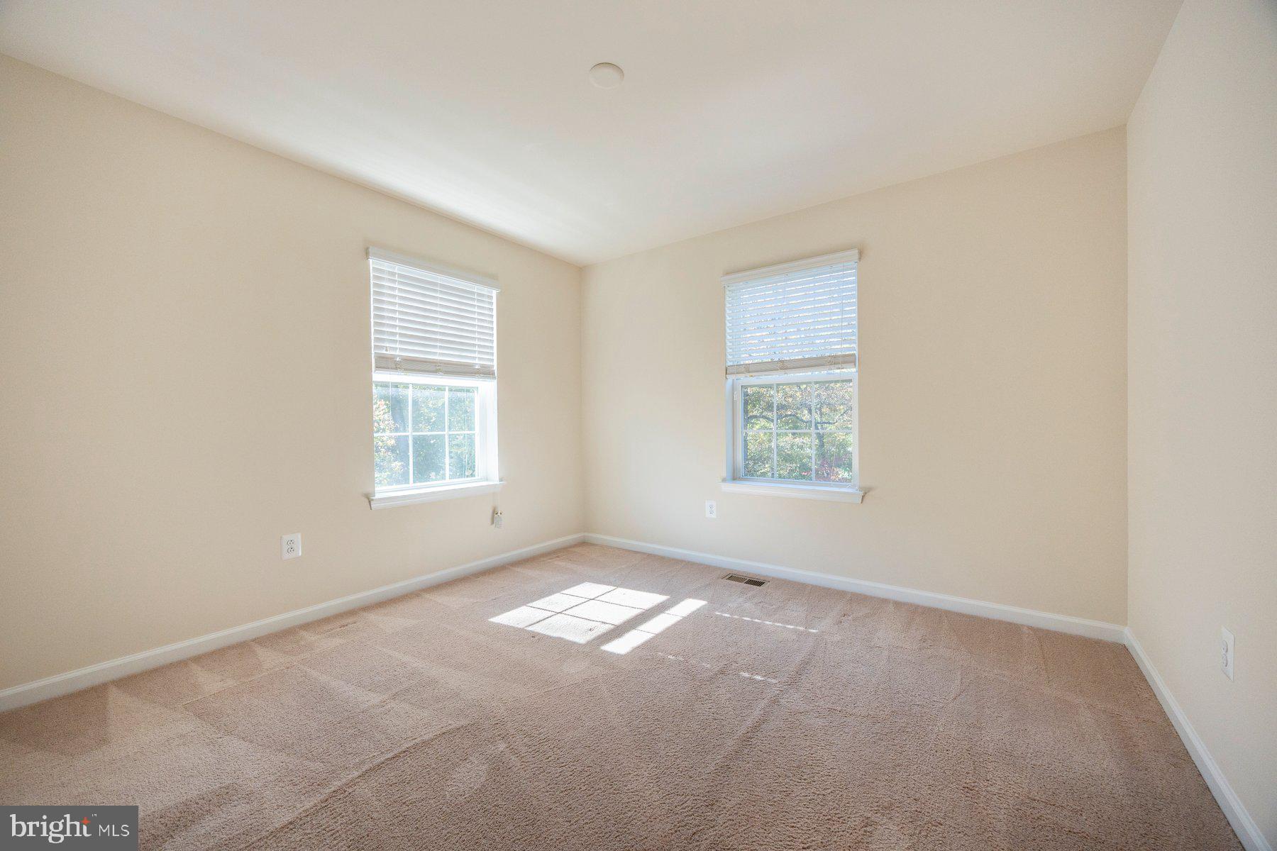 DORCHESTER VIEW - Residential