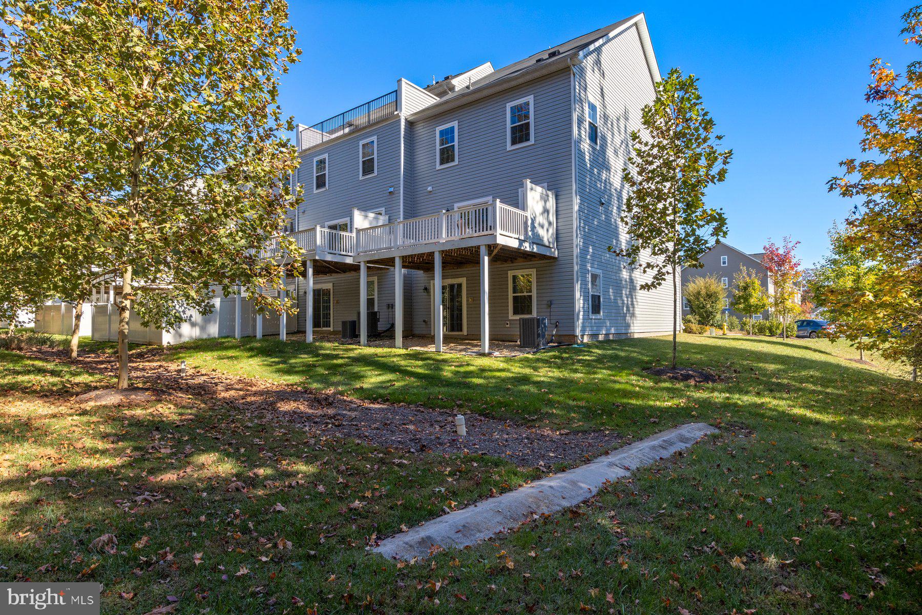 DORCHESTER VIEW - Residential