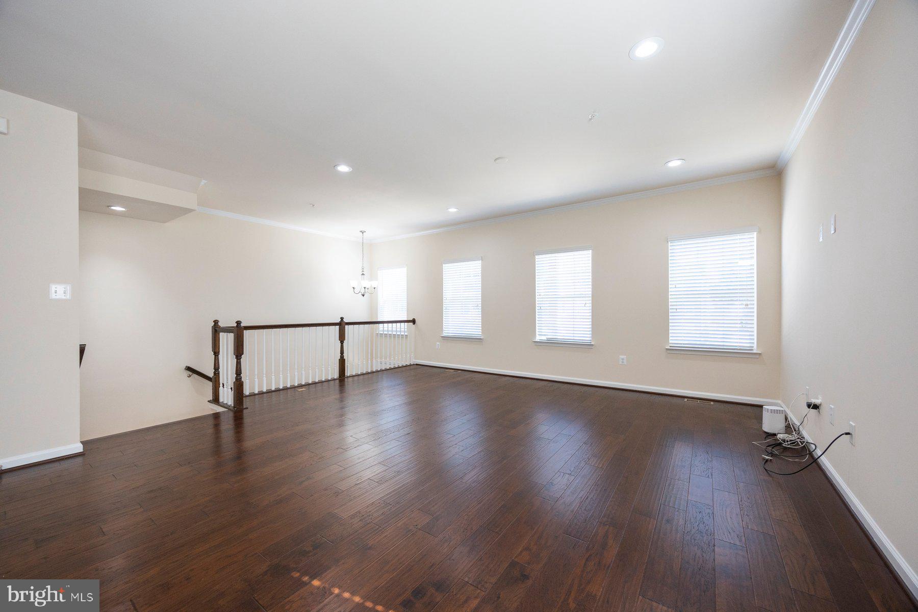 DORCHESTER VIEW - Residential